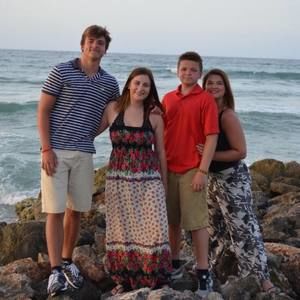 Meet your Posher, Carla